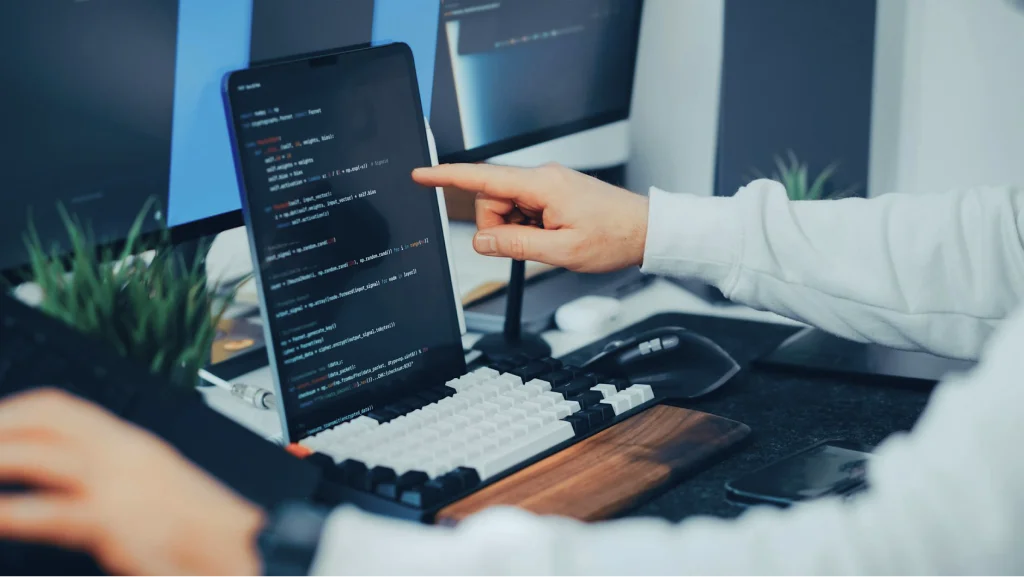 IT advisory and digital transformation with technology infrastructure
